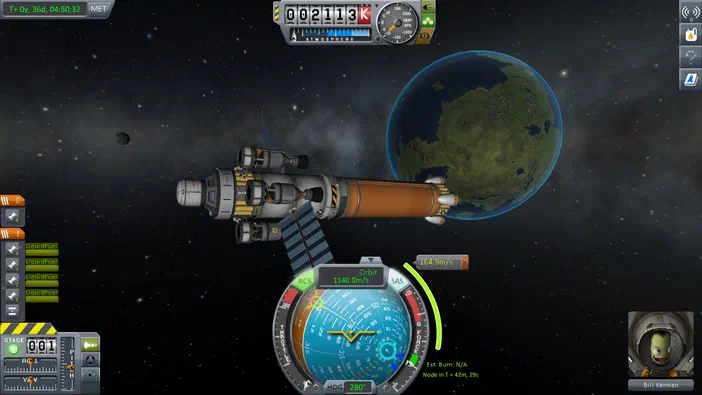 Capture d'écran du jeu vidéo Kerbal Space Program montrant un vaisseau spatial en orbite autour de la planète Kerbin, encadré par diverses interfaces utilisateurs.