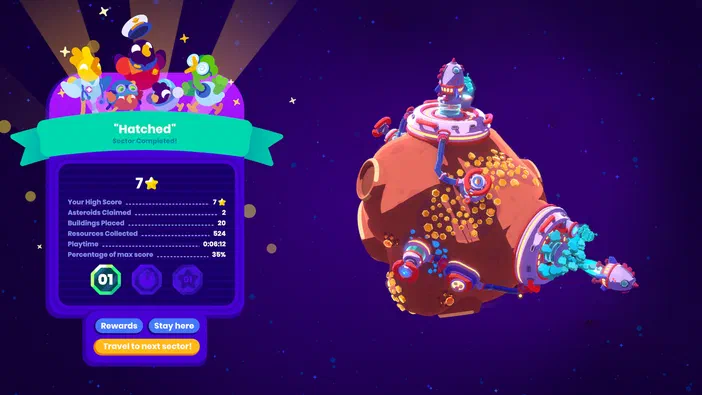 Capture du jeu vidéo Star Birds affichant la fin du secteur Hatched, avec un panneau de statistiques et une planète aux couleurs vives entourée de vaisseaux spatiaux dans l'espace.