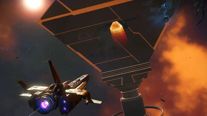 Dans le jeu vidéo No Man's Sky, un vaisseau spatial aux moteurs violets navigue vers une structure imposante sous un ciel orangé parsemé d'étoiles et de nébuleuses.