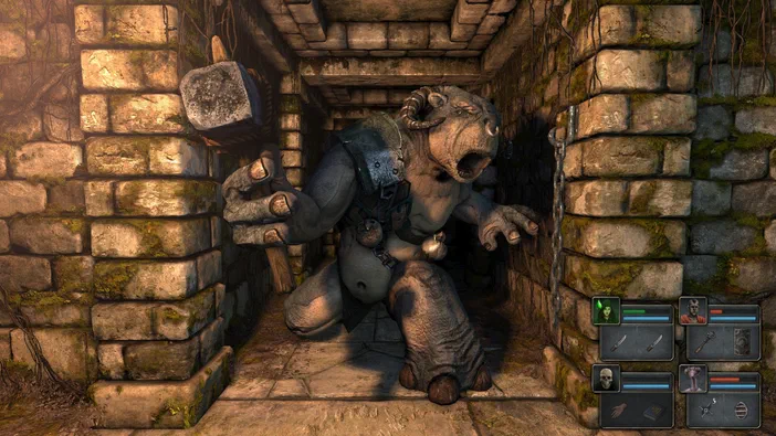 Dans le jeu Legend of Grimrock, un gobelin armé d'un marteau se tient dans une étroite galerie de pierre.