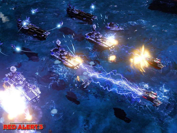 Dans la mer de Command & Conquer Red Alert 3, des navires et sous-marins s'affrontent avec éclairs et explosions.