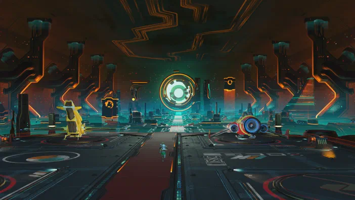 Capture d'écran du jeu vidéo No Man's Sky montrant un vaisseau spatial au centre d'une base futuriste aux couleurs néons.