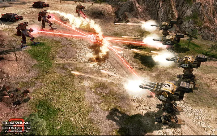 Dans Command & Conquer 3: Kane's Wrath, des robots de l'armée ennemie tirent sur une unité d'infiltration qui se déplace à travers un terrain accidenté.