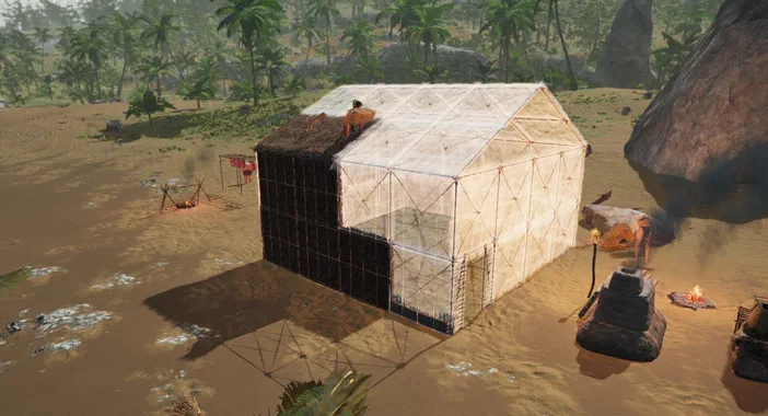 Dans le jeu vidéo Survisland, une structure en bois et toile est construite sur un terrain sablonneux bordé de palmiers.