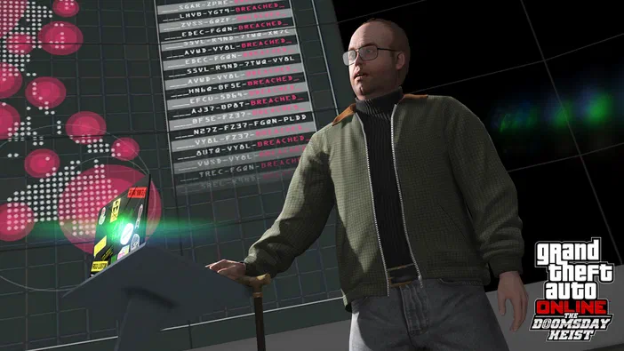 Personnage masculin portant des lunettes et une veste verte dans un environnement numérique avec du texte en arrière-plan, Grand Theft Auto V Legacy