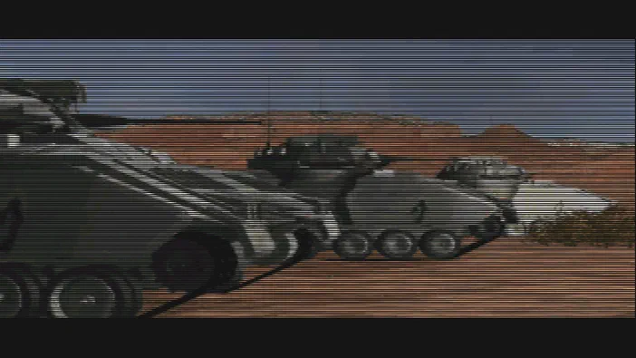 Dans le jeu vidéo Command & Conquer™ and The Covert Operations™, une file de véhicules blindés tactiques avance sur un terrain aride sous un ciel bleu.